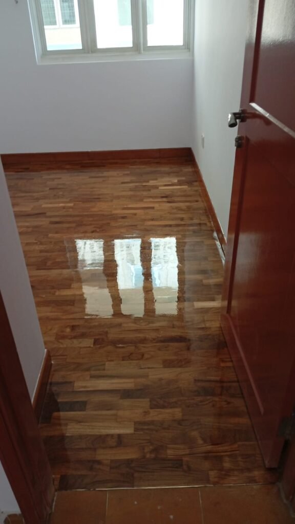 WOOD-DECKING